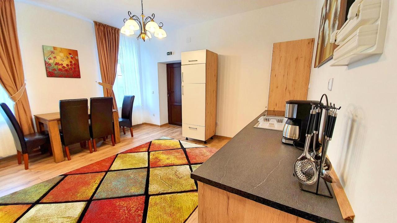 Zur Krone Aparthotel Widdershausen Eksteriør billede